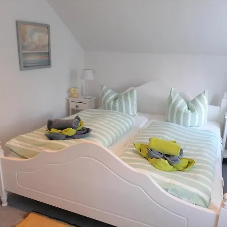 Huus An T Diek Holiday home Fluthorn